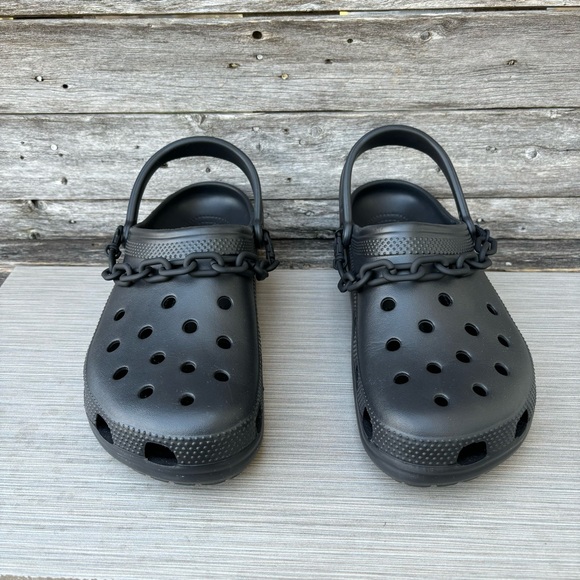 CROCS Classic Chain Clogs / Ms-Sz 13 - Picture 4 of 9